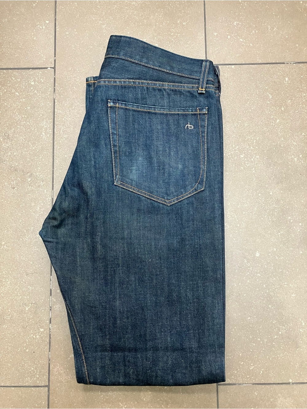 Straight Leg Men's Jeans in Dark Blue